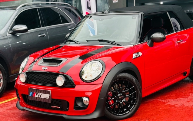 imagem-https://www.socarrao.com.br/sc-vehicle-images-prod/857549/1782306859146-gb-24f7d33.jpeg