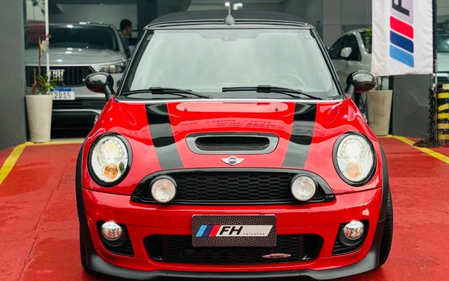 imagem-https://www.socarrao.com.br/sc-vehicle-images-prod/857549/1782306859149-gb-4d188cc.jpeg