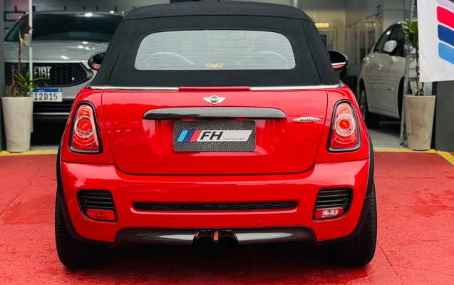imagem-https://www.socarrao.com.br/sc-vehicle-images-prod/857549/1782306859155-gb-8eed6f6.jpeg