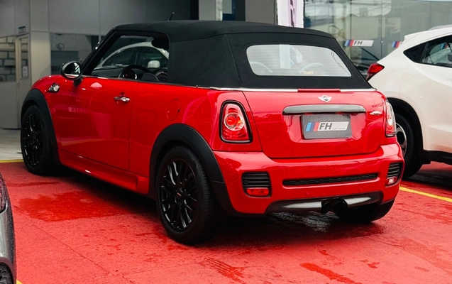 imagem-https://www.socarrao.com.br/sc-vehicle-images-prod/857549/1782306859156-gb-57f7293.jpeg