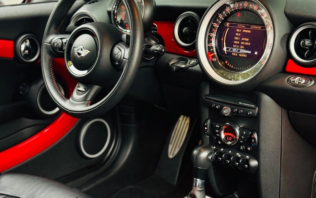imagem-https://www.socarrao.com.br/sc-vehicle-images-prod/857549/1782306859160-gb-5515d25.jpeg