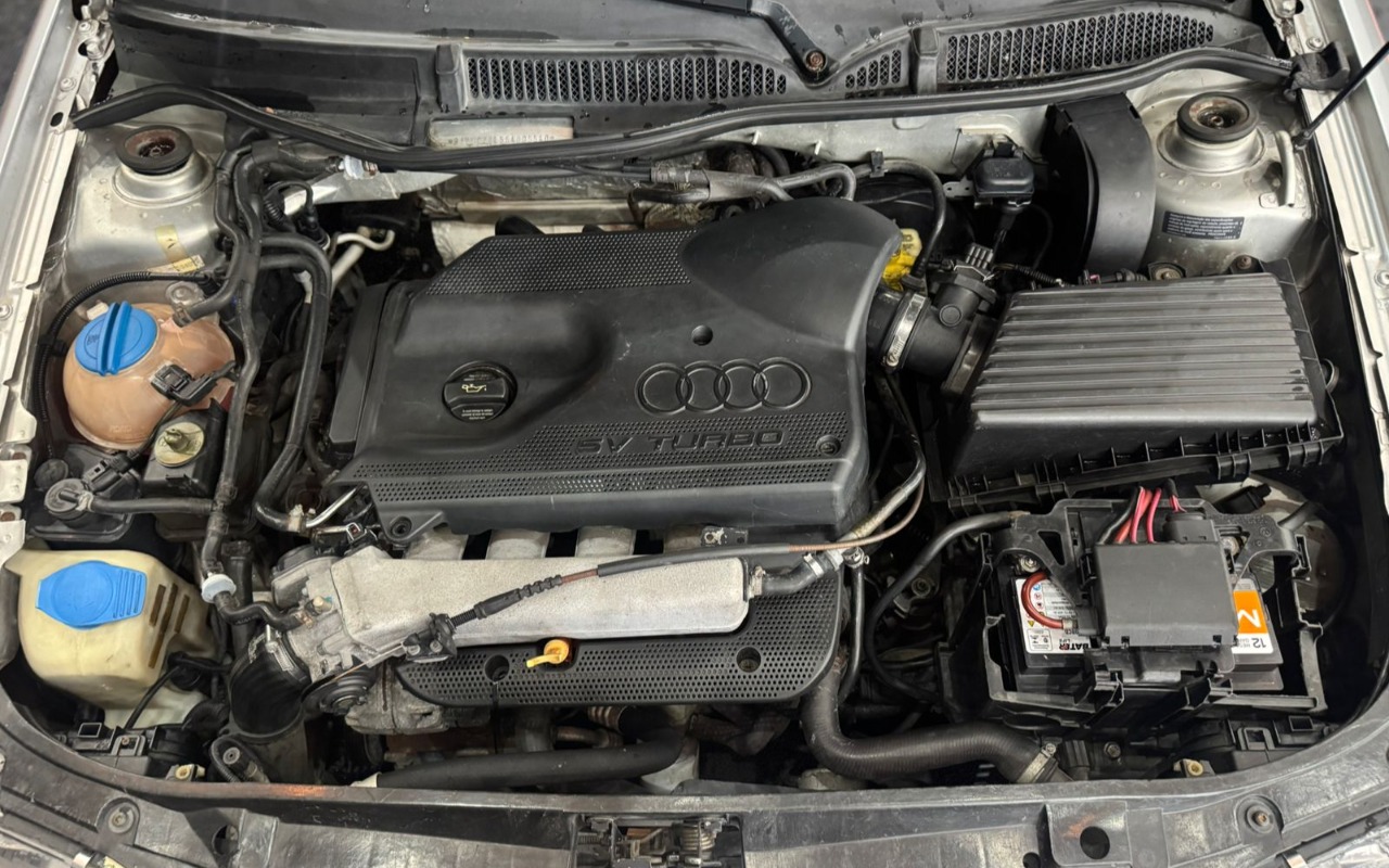 imagem-https://www.socarrao.com.br/sc-vehicle-images-prod/857583/1771074784511-QXVkaSBBMyAxLjggVHVyYm8gVGV0byBTb2xhciAyMDA1IFN0ZWluYmFjaCBNdWx0aW1hcmNhcyBlbSBTYW50byBBbWFybyBkYSBJbXBlcmF0cml6IFNDIDEwLmpwZWc.jpeg
