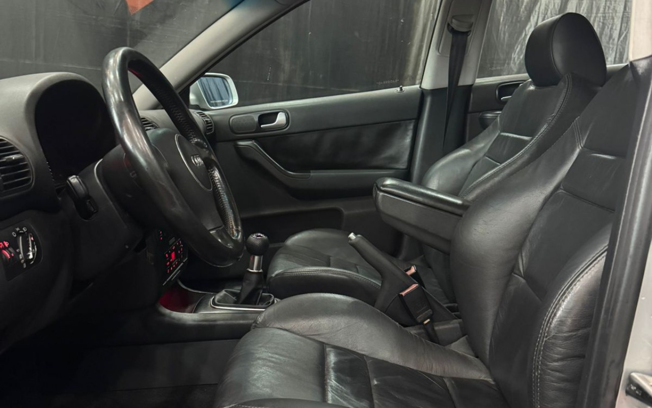 imagem-https://www.socarrao.com.br/sc-vehicle-images-prod/857583/1771074784784-QXVkaSBBMyAxLjggVHVyYm8gVGV0byBTb2xhciAyMDA1IFN0ZWluYmFjaCBNdWx0aW1hcmNhcyBlbSBTYW50byBBbWFybyBkYSBJbXBlcmF0cml6IFNDIDEzLmpwZWc.jpeg