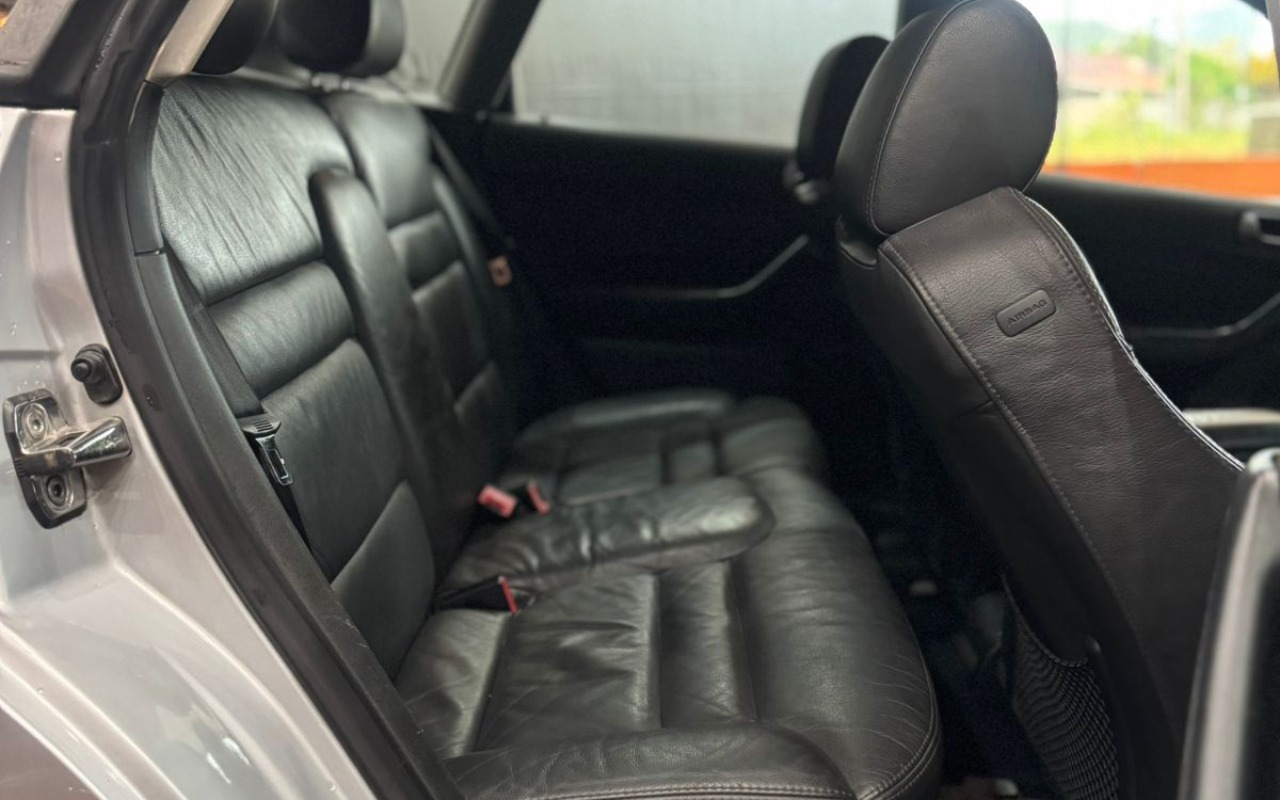 imagem-https://www.socarrao.com.br/sc-vehicle-images-prod/857583/1771074784970-QXVkaSBBMyAxLjggVHVyYm8gVGV0byBTb2xhciAyMDA1IFN0ZWluYmFjaCBNdWx0aW1hcmNhcyBlbSBTYW50byBBbWFybyBkYSBJbXBlcmF0cml6IFNDIDE1LmpwZWc.jpeg