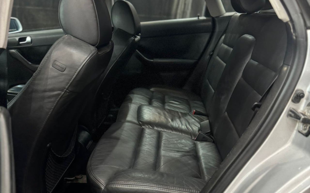 imagem-https://www.socarrao.com.br/sc-vehicle-images-prod/857583/1771074785232-QXVkaSBBMyAxLjggVHVyYm8gVGV0byBTb2xhciAyMDA1IFN0ZWluYmFjaCBNdWx0aW1hcmNhcyBlbSBTYW50byBBbWFybyBkYSBJbXBlcmF0cml6IFNDIDE2LmpwZWc.jpeg
