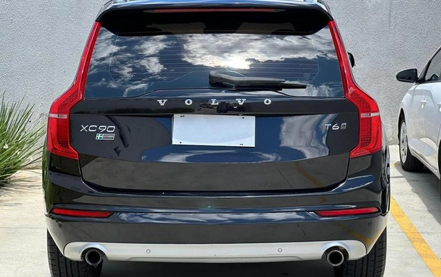 imagem-https://www.socarrao.com.br/sc-vehicle-images-prod/857682/1787747872275-7812972_1_B_f556438776.jpeg