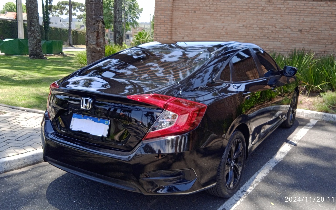 imagem-https://www.socarrao.com.br/sc-vehicle-images-prod/857906/1771082946945-SU1HXzIwMjQxMTIwXzExMzYzMy5qcGc.jpg