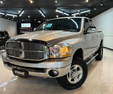 Dodge Ram 2006 Prata — foto 1 de 3