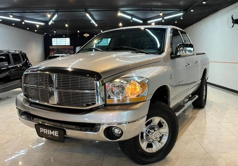 Dodge Ram 2006 Prata — foto 1 de 3