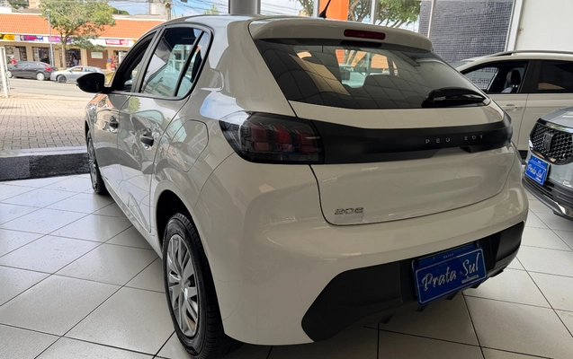 imagem-https://www.socarrao.com.br/sc-vehicle-images-prod/858372/1771102103443-MjAyNjAyMTRfMTMxMjU2NTkyX2lPUy5qcGc.jpg