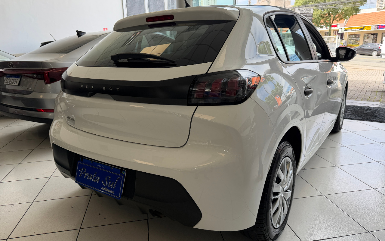 imagem-https://www.socarrao.com.br/sc-vehicle-images-prod/858372/1771102103581-MjAyNjAyMTRfMTMxMjM4NzkyX2lPUy5qcGc.jpg