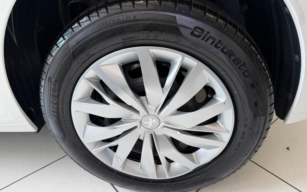imagem-https://www.socarrao.com.br/sc-vehicle-images-prod/858372/1771102103641-MjAyNjAyMTRfMTMxMzAxNTU4X2lPUy5qcGc.jpg