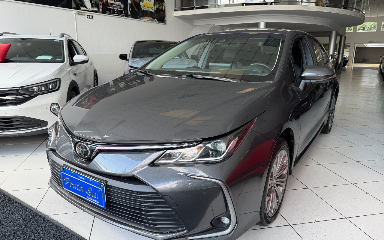 Toyota Corolla 2023 Cinza — foto 1 de 3