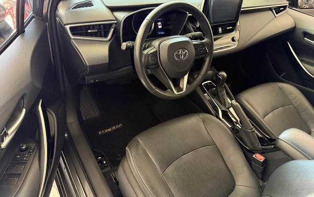 imagem-https://www.socarrao.com.br/sc-vehicle-images-prod/858381/1771103785824-MjAyNjAyMDlfMTkzNDQ0ODE3X2lPUy5qcGc.jpg