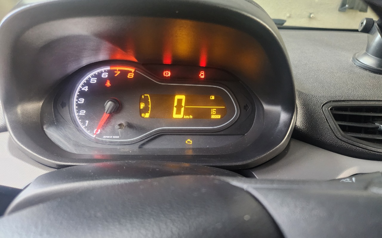 imagem-https://www.socarrao.com.br/sc-vehicle-images-prod/858382/1771105785433-MjAyNjAxMTlfMTgwOTAxLmpwZw.jpg