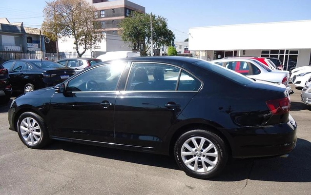 imagem-https://www.socarrao.com.br/sc-vehicle-images-prod/858428/1787937811371-7538536_2_B_e621500808.jpeg