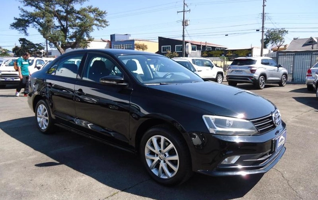 imagem-https://www.socarrao.com.br/sc-vehicle-images-prod/858428/1787937811373-7538536_6_B_e05cb7f9c2.jpeg