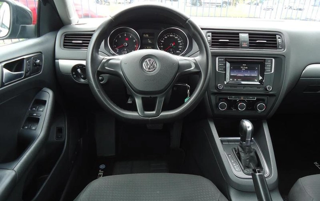 imagem-https://www.socarrao.com.br/sc-vehicle-images-prod/858428/1787937811379-7538536_9_B_9ceb765c28.jpeg