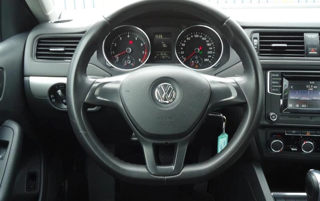 imagem-https://www.socarrao.com.br/sc-vehicle-images-prod/858428/1787937811382-7538536_10_B_a46acd3311.jpeg