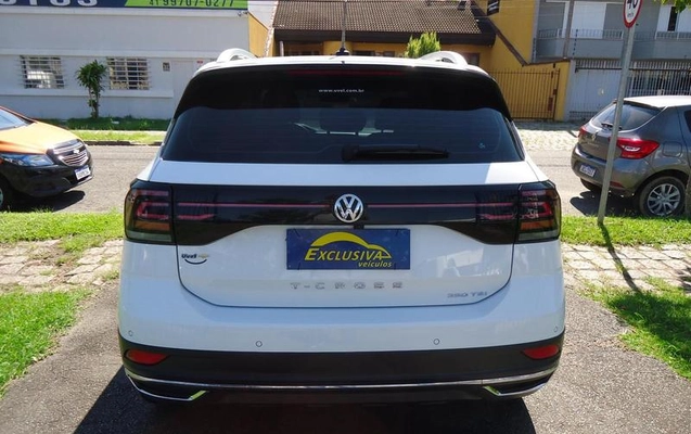 imagem-https://www.socarrao.com.br/sc-vehicle-images-prod/858449/1788386699941-7764653_3_B_bab57c462a.jpeg