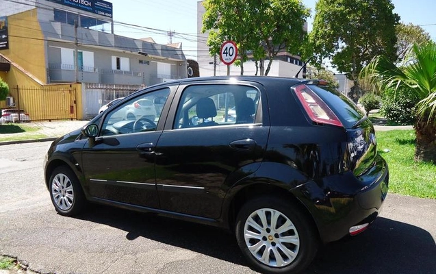 imagem-https://www.socarrao.com.br/sc-vehicle-images-prod/858455/1787937837355-7322840_2_B_d33eb7911f.jpeg