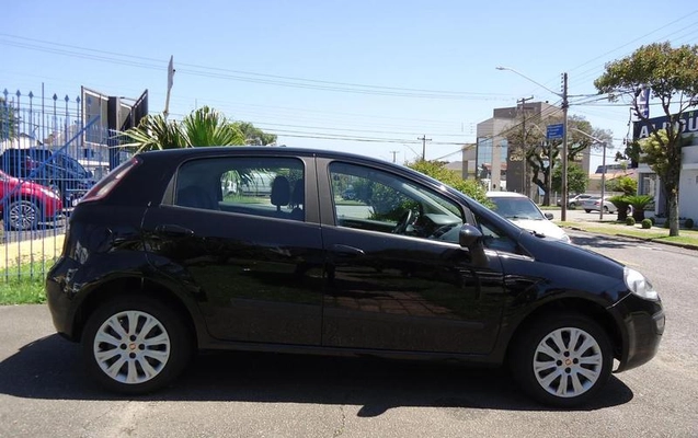 imagem-https://www.socarrao.com.br/sc-vehicle-images-prod/858455/1787937837360-7322840_5_B_88952b8b7c.jpeg