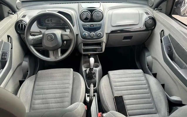 imagem-https://www.socarrao.com.br/sc-vehicle-images-prod/858493/1787747877140-7747827_8_B_3aae400565.jpeg