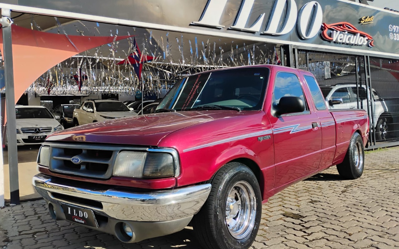 Ford Ranger STX 4.0 CS/ CE 1995 Vermelho — foto 1 de 3
