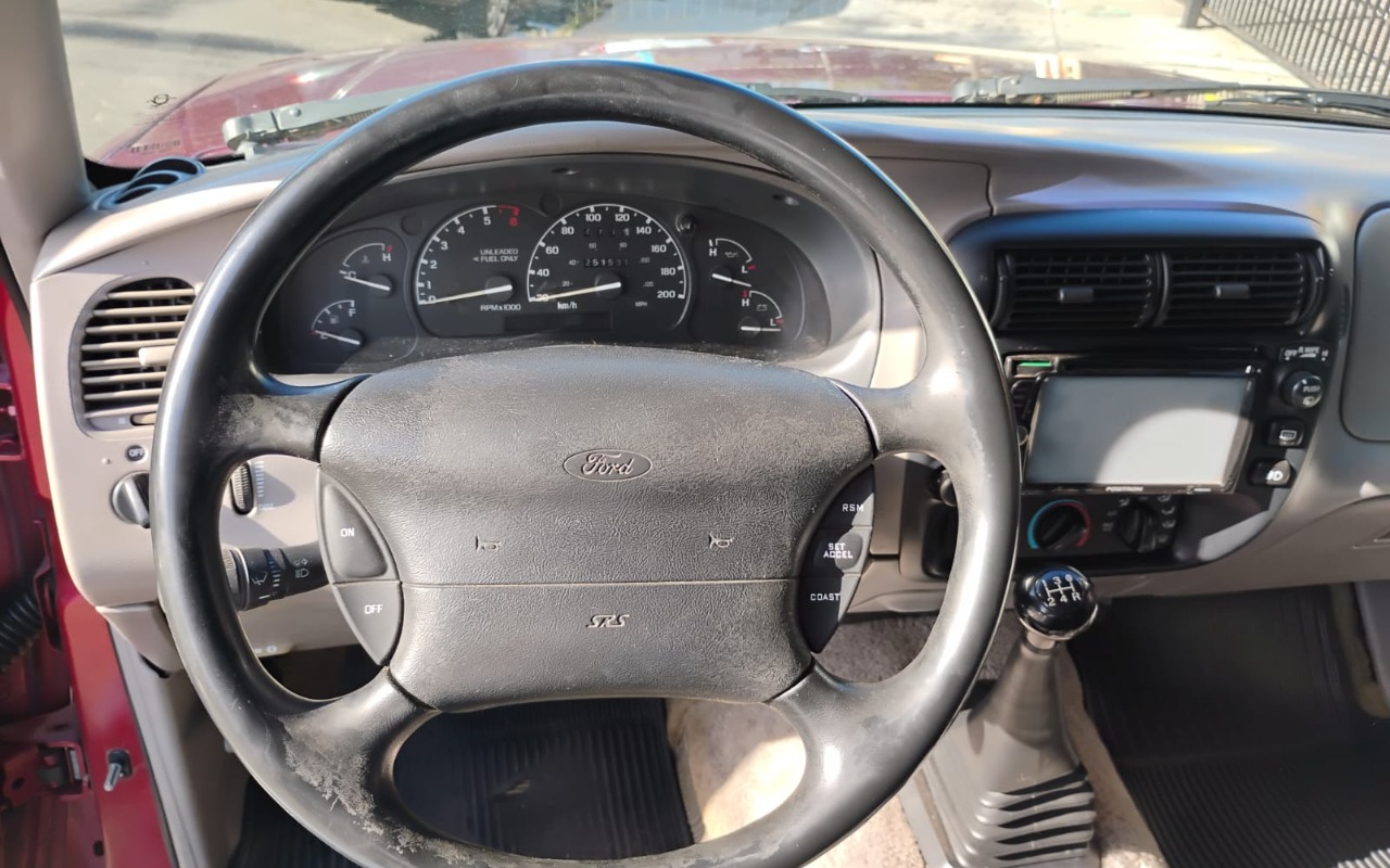 imagem-https://www.socarrao.com.br/sc-vehicle-images-prod/859389/1771264758085-OS5qcGVn.jpeg