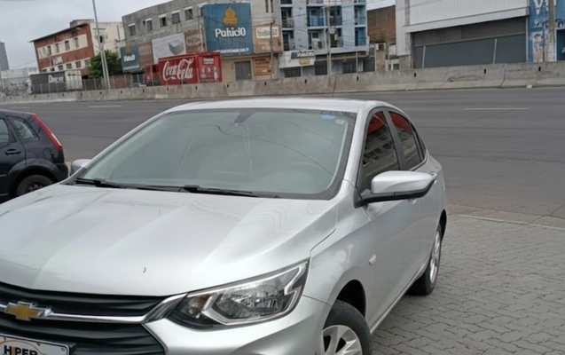 imagem-https://www.socarrao.com.br/sc-vehicle-images-prod/859390/1771264803858-ZGlhbnRlaXJhIGxhZG8gbW90b3Jpc3RhLmpwZw.jpg