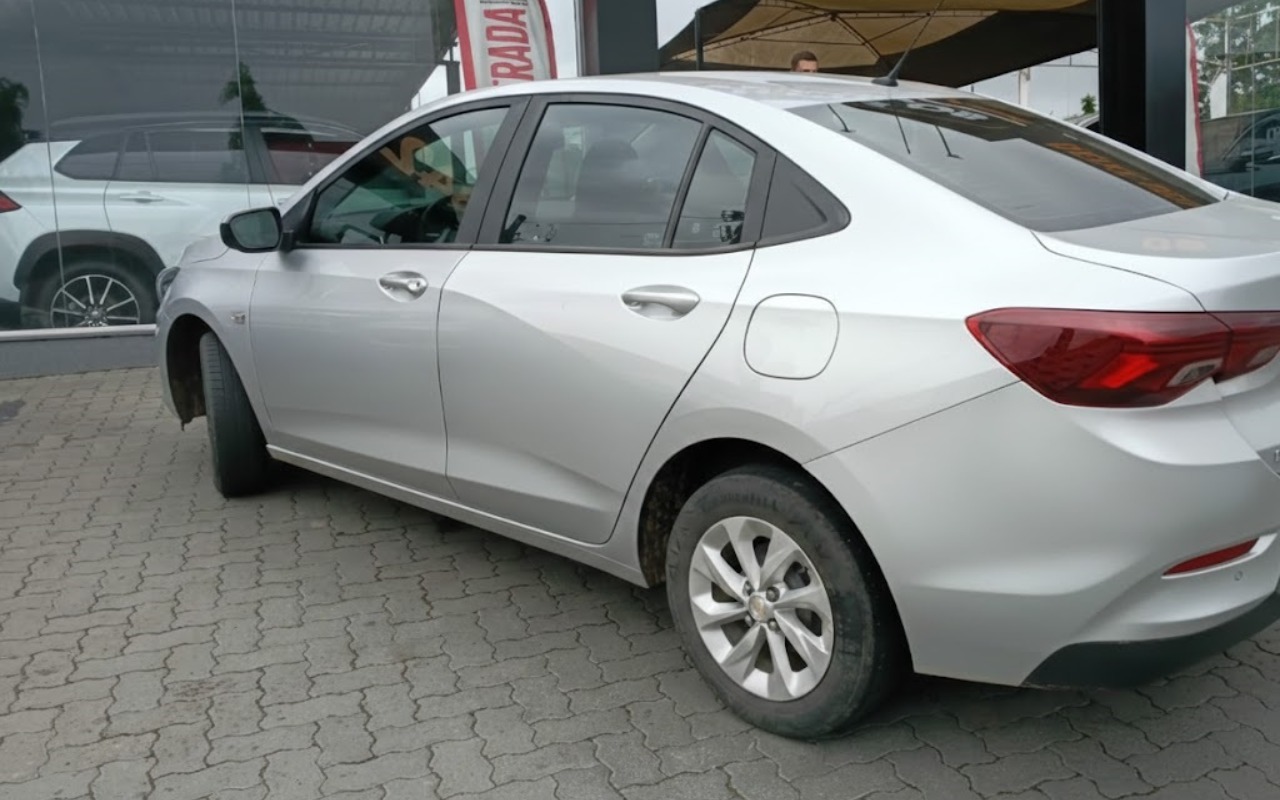 imagem-https://www.socarrao.com.br/sc-vehicle-images-prod/859390/1771264803917-VHJhc2VpcmEgT25peCBzZW0gcGxhY2EuanBn.jpg