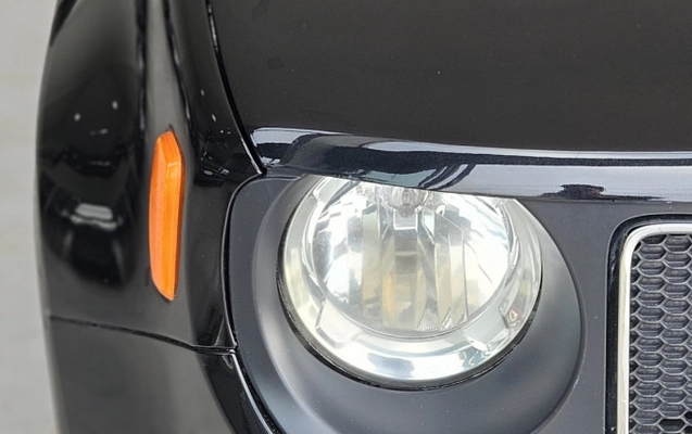 imagem-https://www.socarrao.com.br/sc-vehicle-images-prod/859450/1771269718460-dKJBrTs5nMjpm5tkq6aQxD8ZS5JVWemw.jpg