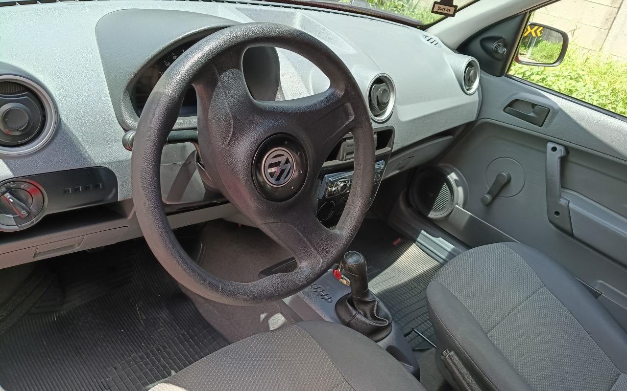 imagem-https://www.socarrao.com.br/sc-vehicle-images-prod/859573/1772608170397-SU1HXzIwMjYwMjA5XzEyNTUyMDAyOV9IRFIuanBn.jpg