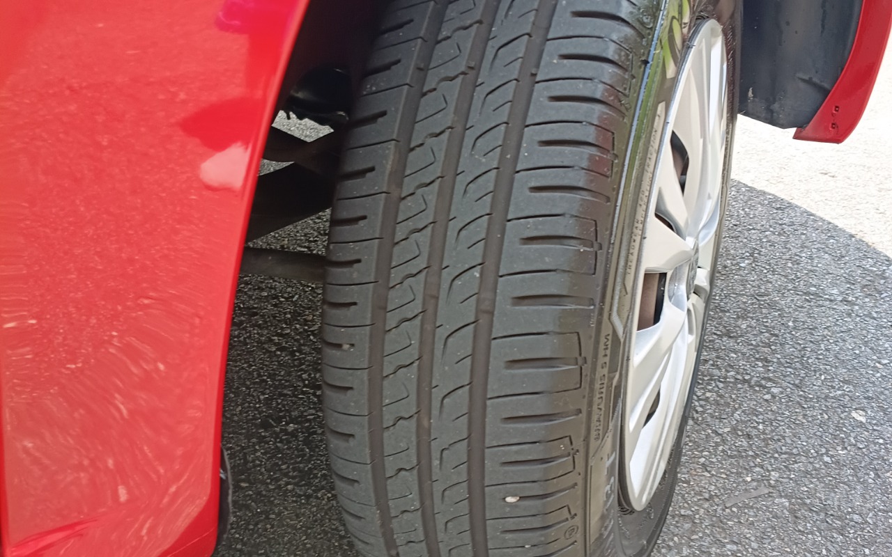 imagem-https://www.socarrao.com.br/sc-vehicle-images-prod/859573/1772608171725-SU1HXzIwMjYwMjA5XzEyNTQxMzIwMi5qcGc.jpg