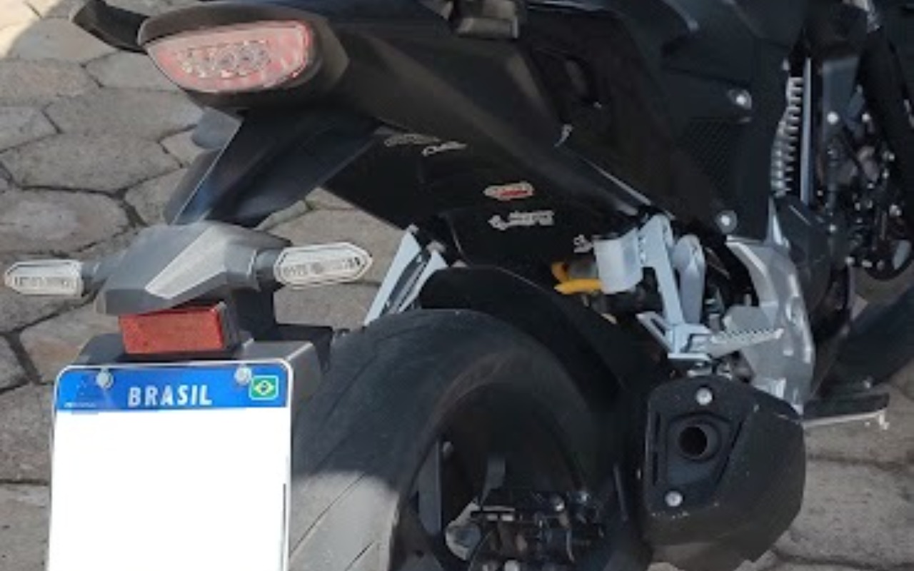 imagem-https://www.socarrao.com.br/sc-vehicle-images-prod/859754/1771344793118-SU1HXzIwMjYwMjE3XzEyMTY0NDU4NV9IRFIuanBn.jpg