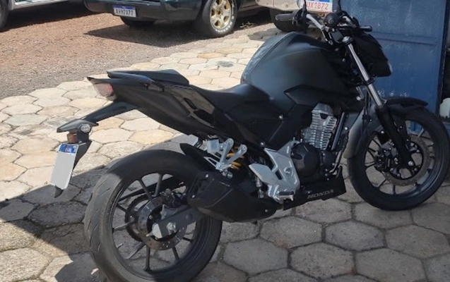 imagem-https://www.socarrao.com.br/sc-vehicle-images-prod/859754/1771344793940-SU1HXzIwMjYwMjE3XzEyMTYyNDg1NV9IRFIuanBn.jpg