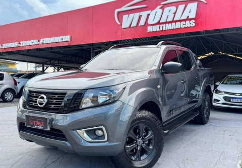 Nissan Frontier 2021 Cinza — foto 1 de 3