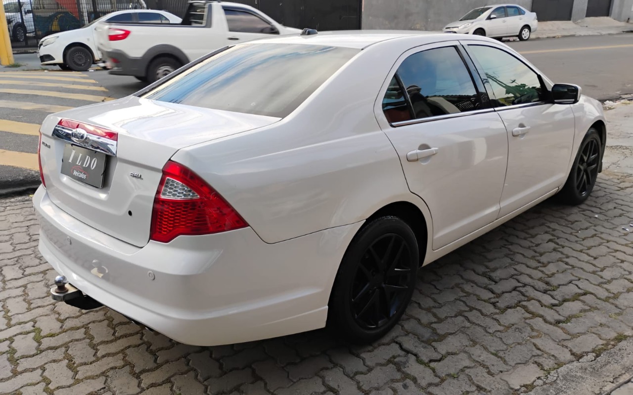 imagem-https://www.socarrao.com.br/sc-vehicle-images-prod/859785/1771348632060-NS5qcGVn.jpeg