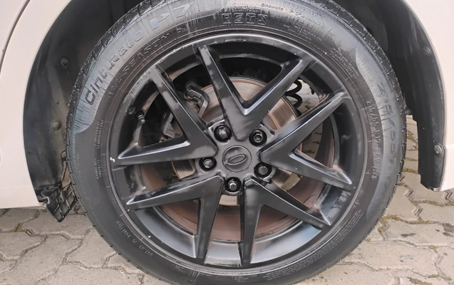 imagem-https://www.socarrao.com.br/sc-vehicle-images-prod/859785/1771348633117-MTMuanBlZw.jpeg