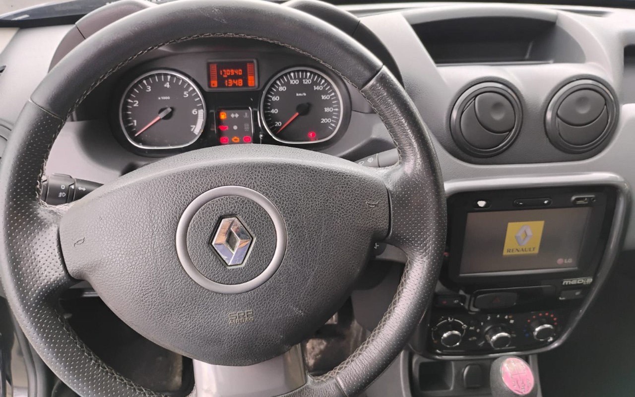 imagem-https://www.socarrao.com.br/sc-vehicle-images-prod/859807/1771349553002-MTAuanBlZw.jpeg