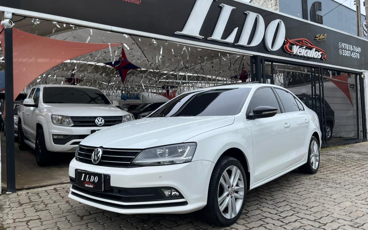 Volkswagen Jetta Highline 2.0 TSI 16V 4p Tiptronic na cor Branco em Campinas / SP - 859822