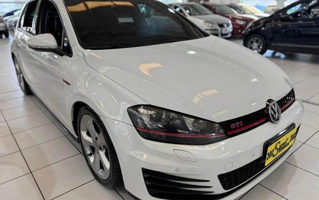 imagem-https://www.socarrao.com.br/sc-vehicle-images-prod/859972/1771367388022-7445772_14_B_4ce9d55668.jpeg