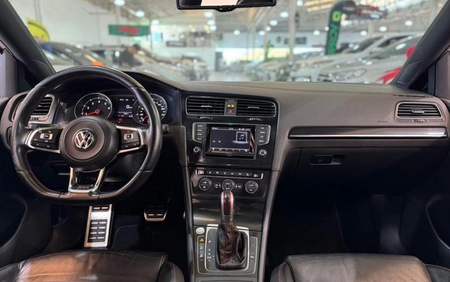 imagem-https://www.socarrao.com.br/sc-vehicle-images-prod/859972/1771367388023-7445772_14_B_ffd765ba45.jpeg