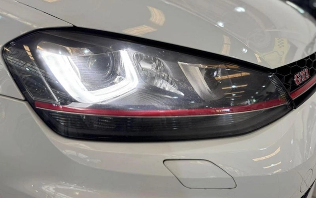 imagem-https://www.socarrao.com.br/sc-vehicle-images-prod/859972/1771367388024-7445772_1_B_d0fa71ca72.jpeg