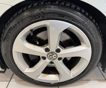 Volkswagen Golf GTi 2.0 2014 Branco — foto 1 de 3