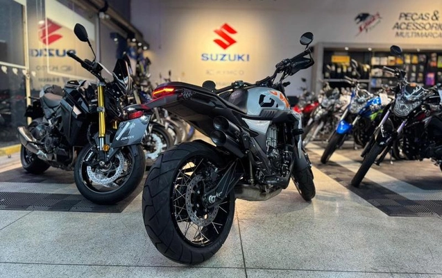 imagem-https://www.socarrao.com.br/sc-vehicle-images-prod/859984/1789043739245-6092244_1_B_a09ee43cca.jpeg