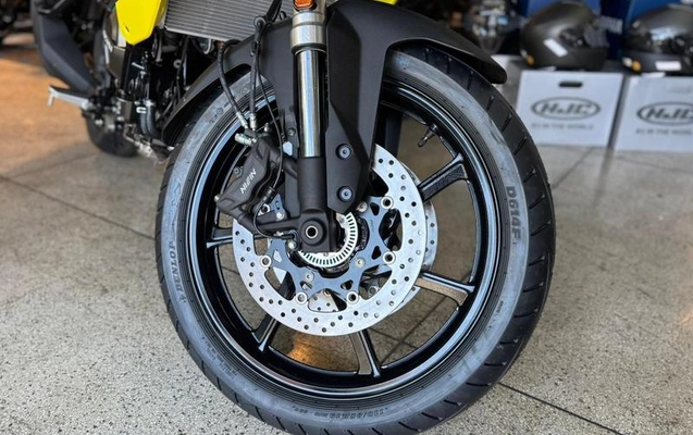 imagem-https://www.socarrao.com.br/sc-vehicle-images-prod/860055/1786632141508-7197881_4_B_38e91812d9.jpeg