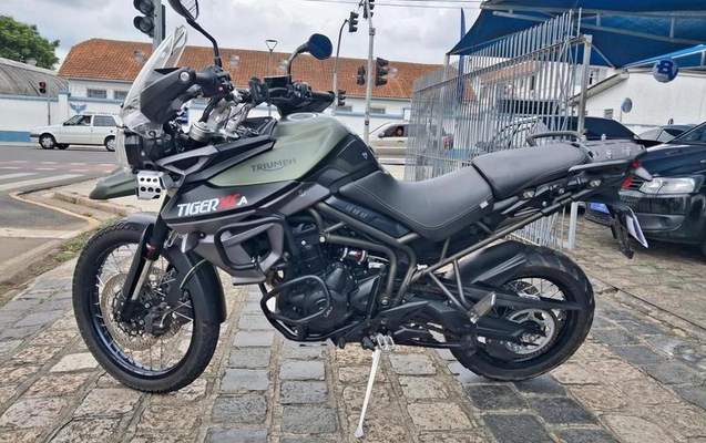 imagem-https://www.socarrao.com.br/sc-vehicle-images-prod/860205/1787227486330-7774768_3_B_20f848ac96.jpeg