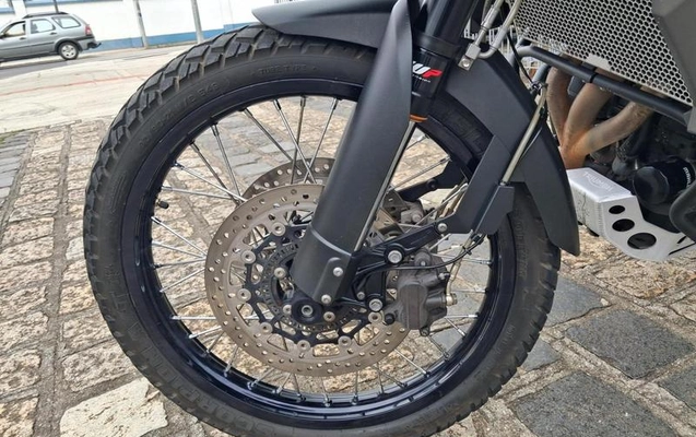 imagem-https://www.socarrao.com.br/sc-vehicle-images-prod/860205/1787227486332-7774768_10_B_b6fd499868.jpeg