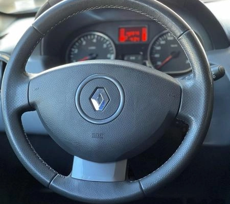 imagem-https://www.socarrao.com.br/sc-vehicle-images-prod/860227/1783543707539-7784221_2_B_7ff80532da.jpeg